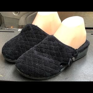 vionic slippers Orthotic Slippers Black - SIZE  6
